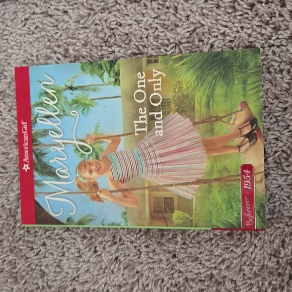 Children's Book Collection Set - Picture 2 of 2